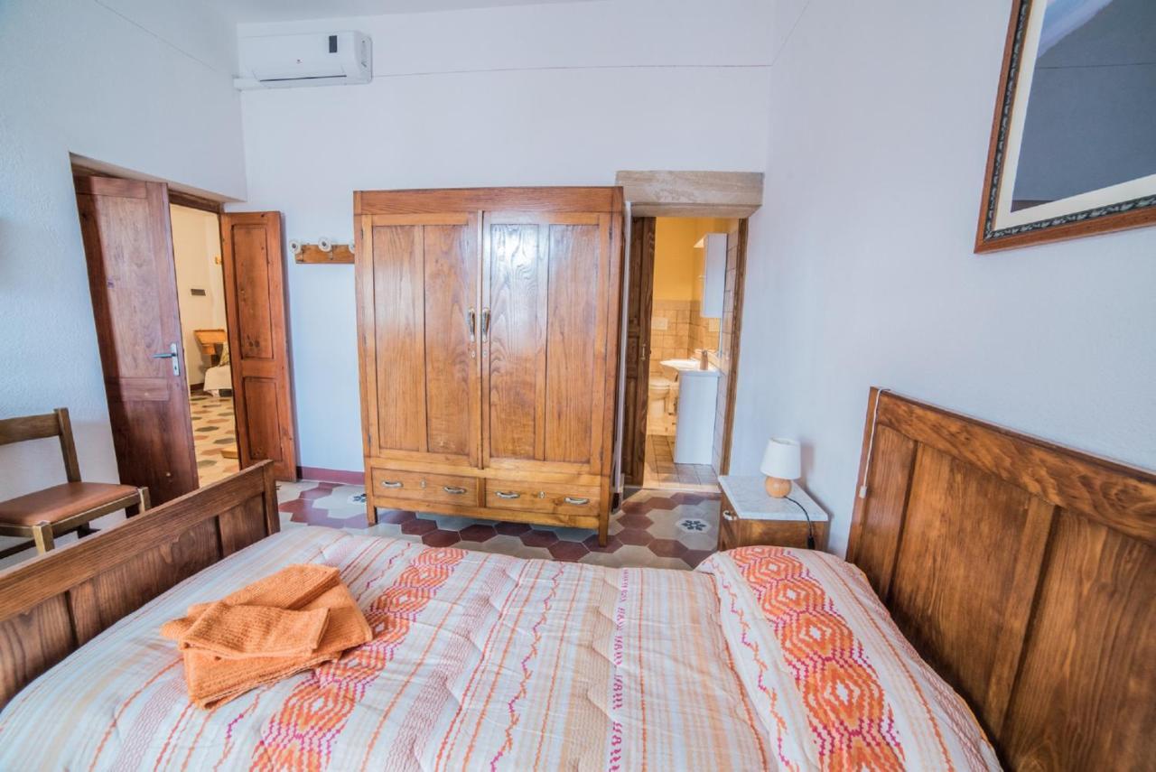 Càbras S'Apprigu B&B المظهر الخارجي الصورة